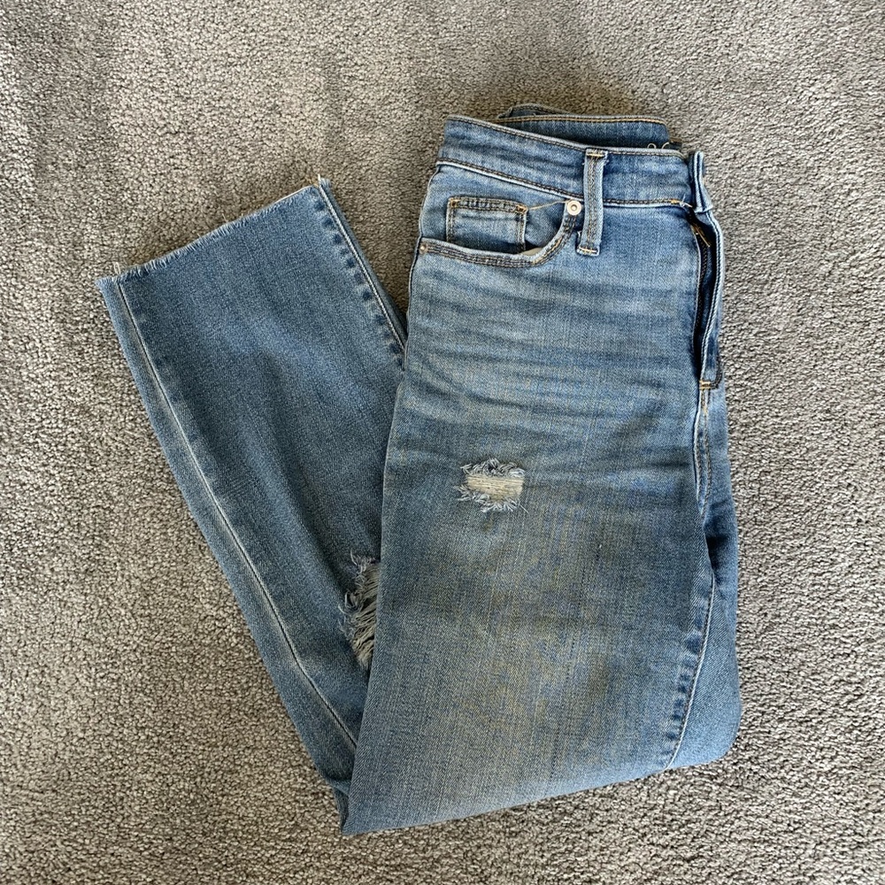 Universal Thread High Rise Straight Crop Jean